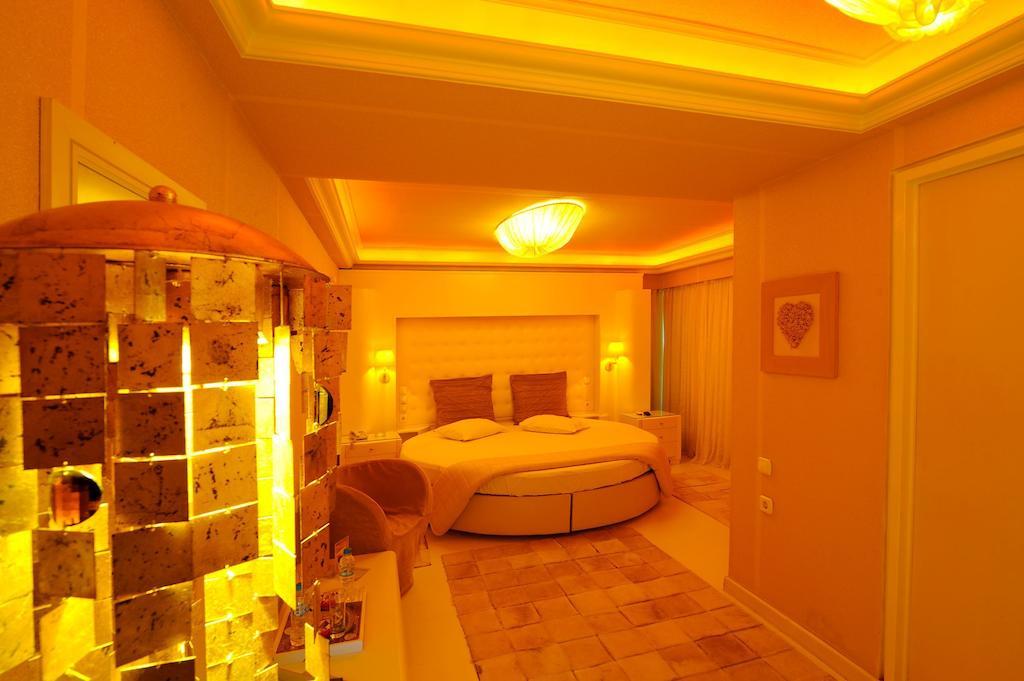 The Crystal Blue Hotel Афины Номер фото
