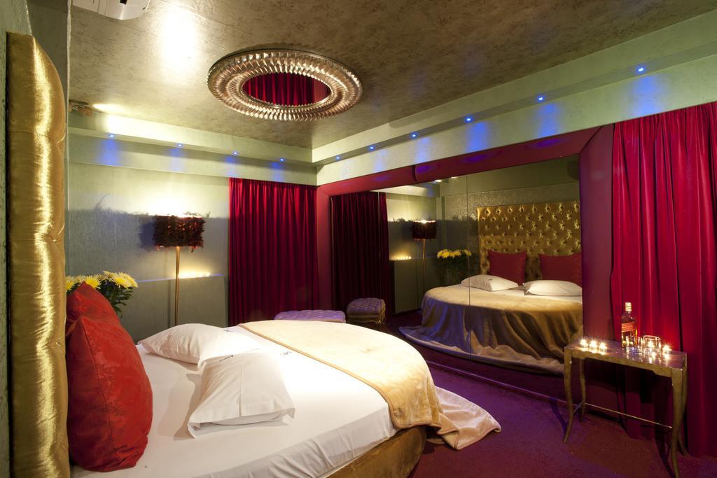 The Crystal Blue Hotel Афины Экстерьер фото